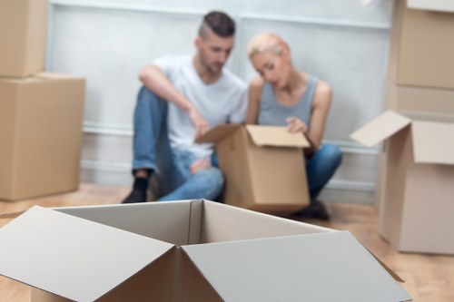 Accepted payment methods for South Kensington Movers including card and PayPal