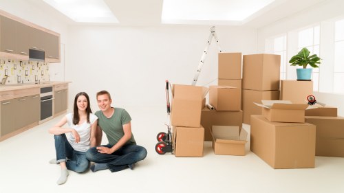 Fragile item packing service for South Kensington moving day