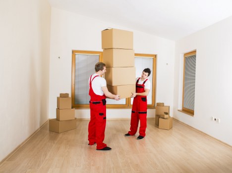 Local removals professionals handling access challenges in South Kensington