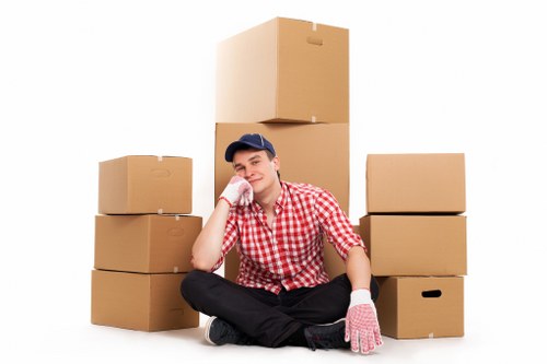 Commercial and residential removal support for South Kensington customers